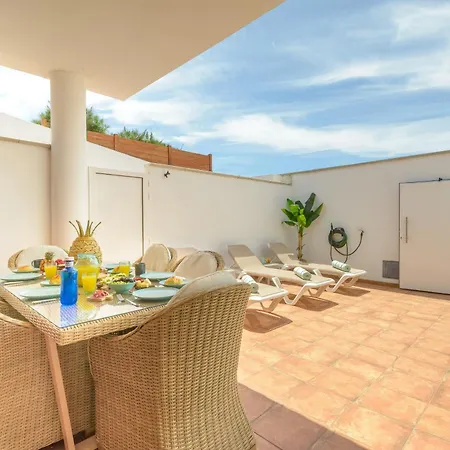 Villa Chale Con Piscina Junto A La Playa